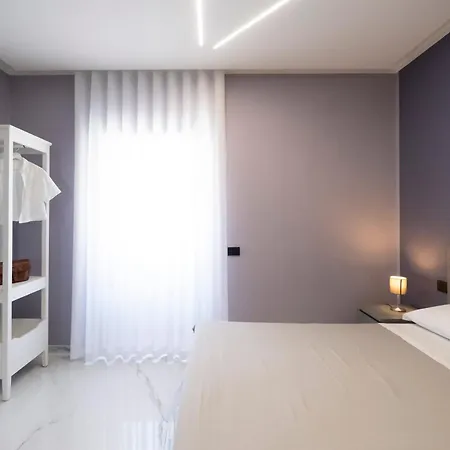 Aphrodite House فندق مبيت وإفطار 4*