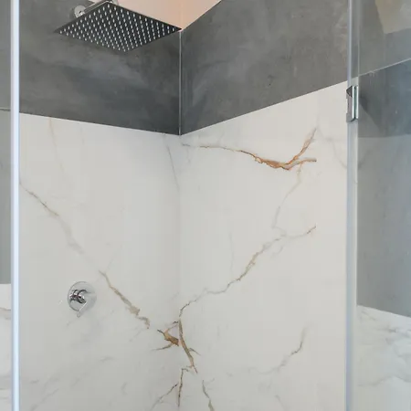 فندق مبيت وإفطار Aphrodite House بومبيي